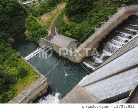 Shiga Prefecture Yasugawa Dam 127052921