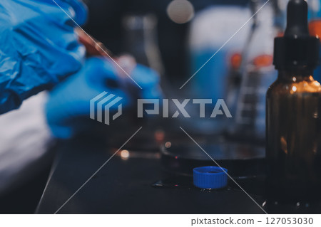 scientist working at the laboratory scientist working at the laboratory 127053030