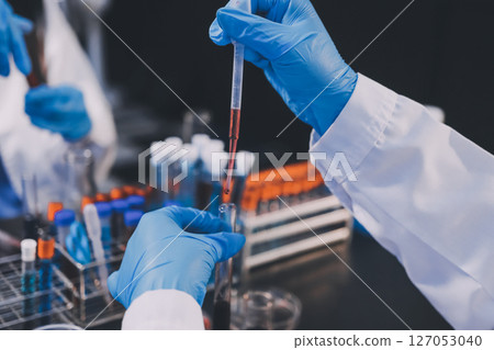 scientist working at the laboratory 127053040