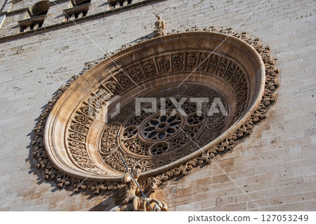 西班牙巴塞隆納附近的馬略卡島風景 127053249