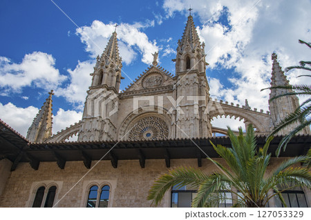 西班牙巴塞隆納附近的馬略卡島風景 西班牙巴塞隆納附近的馬略卡島風景 127053329