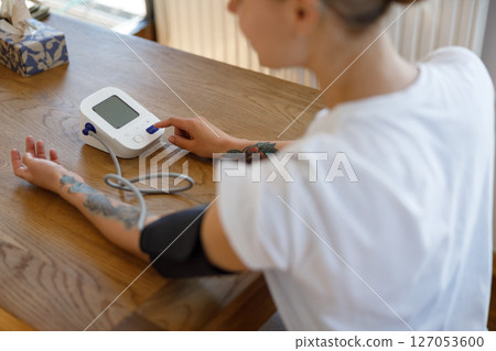 Monitoring Blood Pressure with a Digital Device at Your Home for Better Health Management 127053600