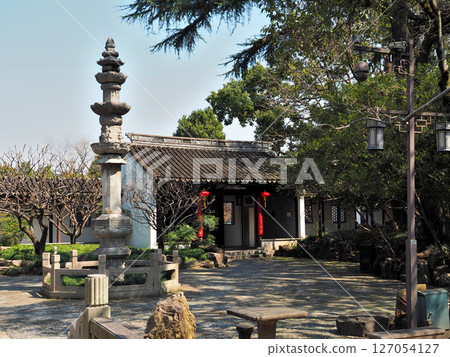 Guyuyuan, Shanghai, China 127054127