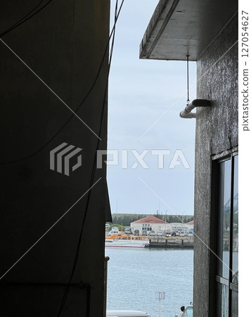 從樓梯上看到的石垣海 從樓梯上看到的石垣海 127054627