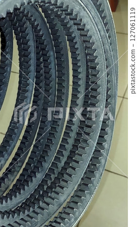 Multiple Toothed V Belts for Efficient Drive Systems in Machinery 127061119