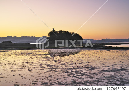 【天神崎（清晨）】和歌山縣田邊市天神崎 127068497