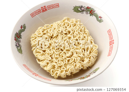 泡麵、乾麵條 127069354