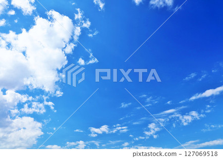 秋天天空和雲彩 秋天天空和雲彩 127069518