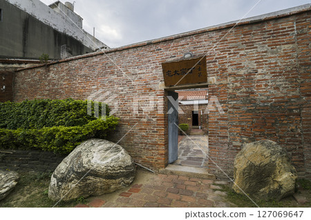 台灣鹿港丁氏古宅 127069647