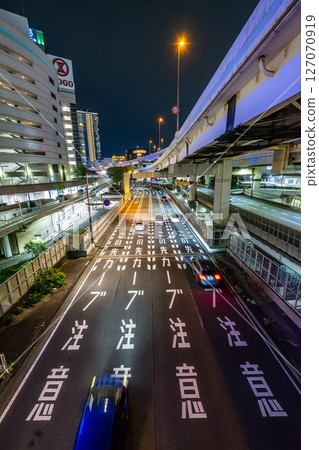 Image of a city road at night 127070919
