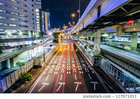 Image of a city road at night Image of a city road at night 127071051