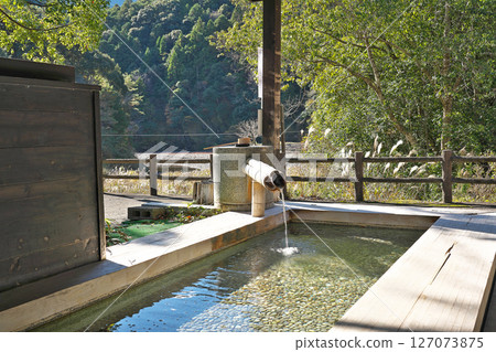 [Totsukawa Onsen Footbath] Totsukawa Onsen, Hiraya, Totsukawa Village, Yoshino District, Nara Prefecture 127073875