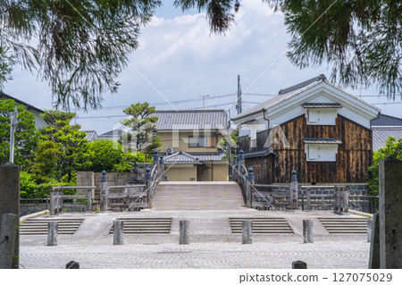 Aoi Bridge over the Hirose River in Yawata City, Kyoto 127075029