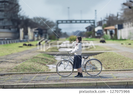 Bicycle and student 127075966