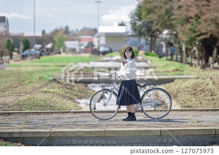 Bicycle and student 127075973