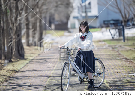 自行車和學生 自行車和學生 127075983