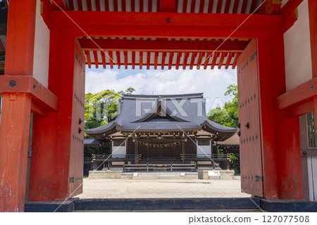 South Gate of Iwashimizu Hachimangu Shrine South Gate of Iwashimizu Hachimangu Shrine 127077508