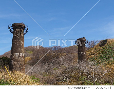The remains of an iron bridge on the abandoned Matsumae Line 127078741