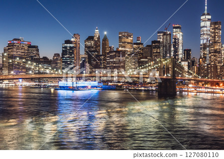 New York night view from Manhattan Bridge 127080110