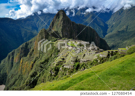 Machu Picchu ruins in Peru, South America Machu Picchu ruins in Peru, South America 127080454