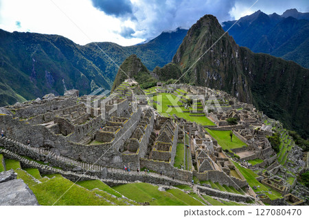 Machu Picchu ruins in Peru, South America Machu Picchu ruins in Peru, South America 127080470