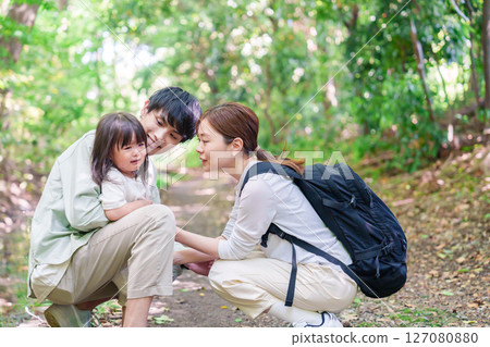 孩子和家人心情愉快 孩子和家人心情愉快 127080880