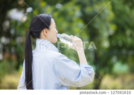 running woman 127081610