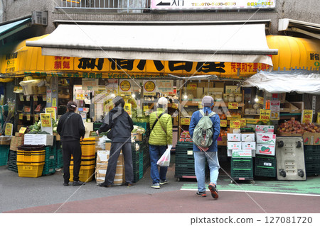 A view of a greengrocer near Shin-Okubo Station, an area with many international residents 127081720