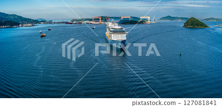 Cruise ship arriving at Nagasaki Port (Spectrum of the Seas) Panorama from Megami Ohashi Bridge [Nagasaki City] 127081841