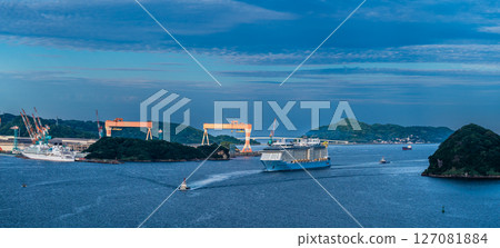 Cruise ship arriving at Nagasaki Port (Spectrum of the Seas) Panorama from Megami Ohashi Bridge [Nagasaki City] 127081884