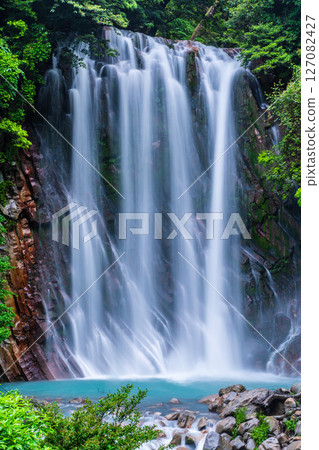 新綠色的丸尾瀑布[鹿兒島縣霧島市] 127082427