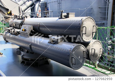 The training ship "Shimakaze" will be equipped with Type 68 triple short-range torpedo tubes... The training ship "Shimakaze" will be equipped with Type 68 triple short-range torpedo tubes... 127082950