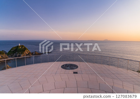 《鹿兒島縣》佐多岬展望台:從大陸最南端眺望 《鹿兒島縣》佐多岬展望台:從大陸最南端眺望 127083679