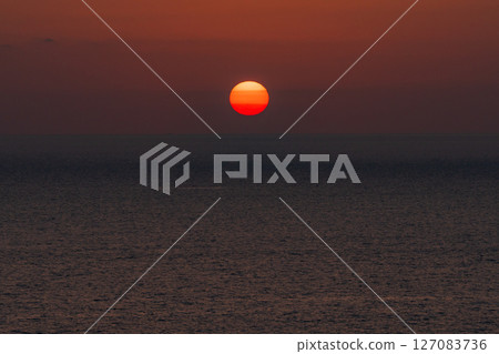 Sunset seen from Cape Sata Observatory, Kagoshima Prefecture 127083736