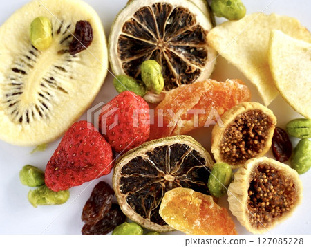 Vitamin-coloured dried fruits Vitamin-coloured dried fruits 127085228