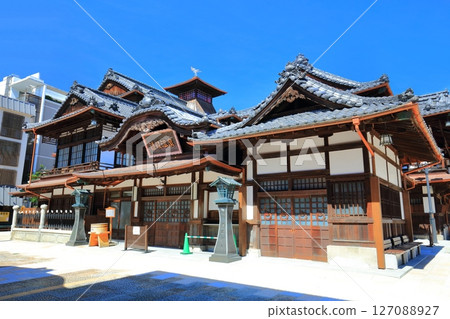 [Ehime Prefecture] The renovated Dogo Onsen Main Building 127088927
