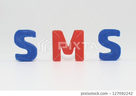 藍色和紅色的簡訊字母，訊息交換的視覺符號 127092242
