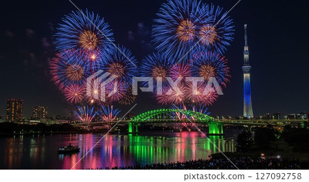 Skytree and fireworks as seen from the Sumida River 127092758