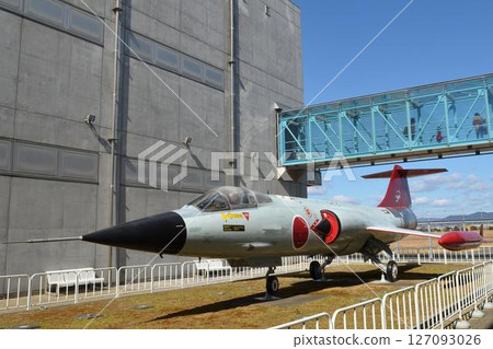 Fighter (F-104J Starfighter) Fighter (F-104J Starfighter) 127093026