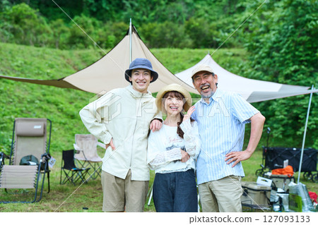 露營 戶外烤肉BBQ 家庭 親子 127093133