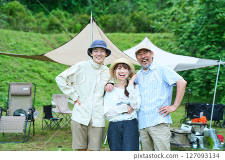 露營 戶外烤肉BBQ 家庭 親子 127093134