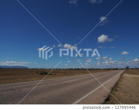 澳洲昆士蘭州布魯斯高速公路的 Wunjanga 景色 127093446
