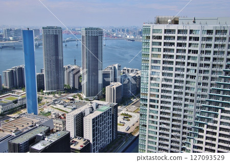 Harumi Flag and Central Waste Incineration Plant (Tokyo) 127093529