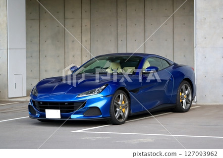 藍色跑車形象 127093962