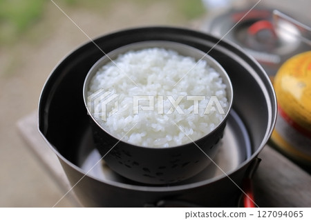 戶外蒸氣烹飪 127094065