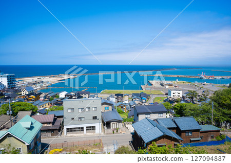 Teradomari, Niigata - The scenic Teradomari Port 127094887