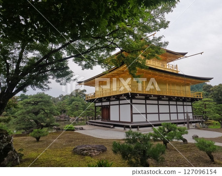 京都府金閣寺鹿園寺 京都府金閣寺鹿園寺 127096154