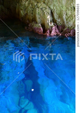 Republic of Malta, Malta Island, Grotto, Blue Grotto, view from a sightseeing boat, crystal clear waters 127096603