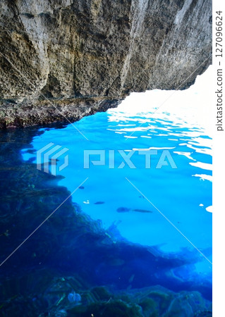 Republic of Malta, Malta Island, Grotto, Blue Grotto, view from a sightseeing boat, crystal clear waters Republic of Malta, Malta Island, Grotto, Blue Grotto, view from a sightseeing boat, crystal clear waters 127096624