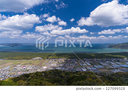《Saga Prefecture》View from Kagamiyama Observatory and the vast ocean of Karatsu Bay 127099328